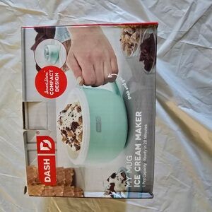 Dash My Mug Ice Cream Maker in Mint